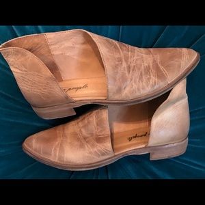 Free People Royale Flat